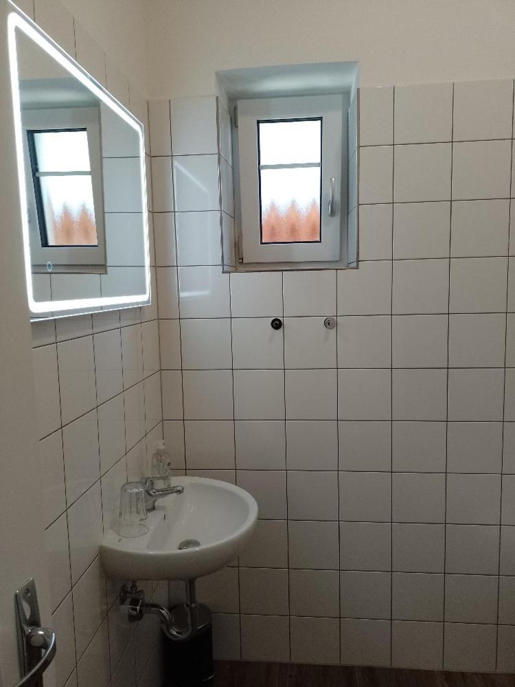 Penzion Litohlavy 17 - Na Samote U Lesa Králŭv Dvŭr Pokój zdjęcie